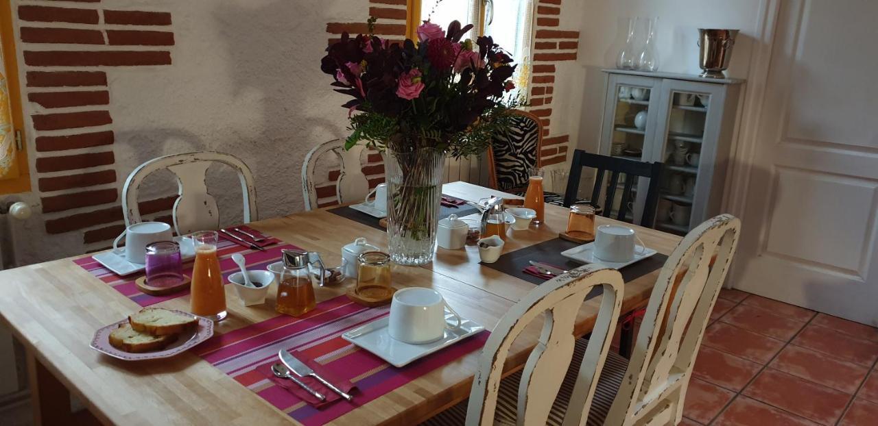 Chambres d'Hôtes et Gîtes- L'Abri sous Roche Tautavel Extérieur photo
