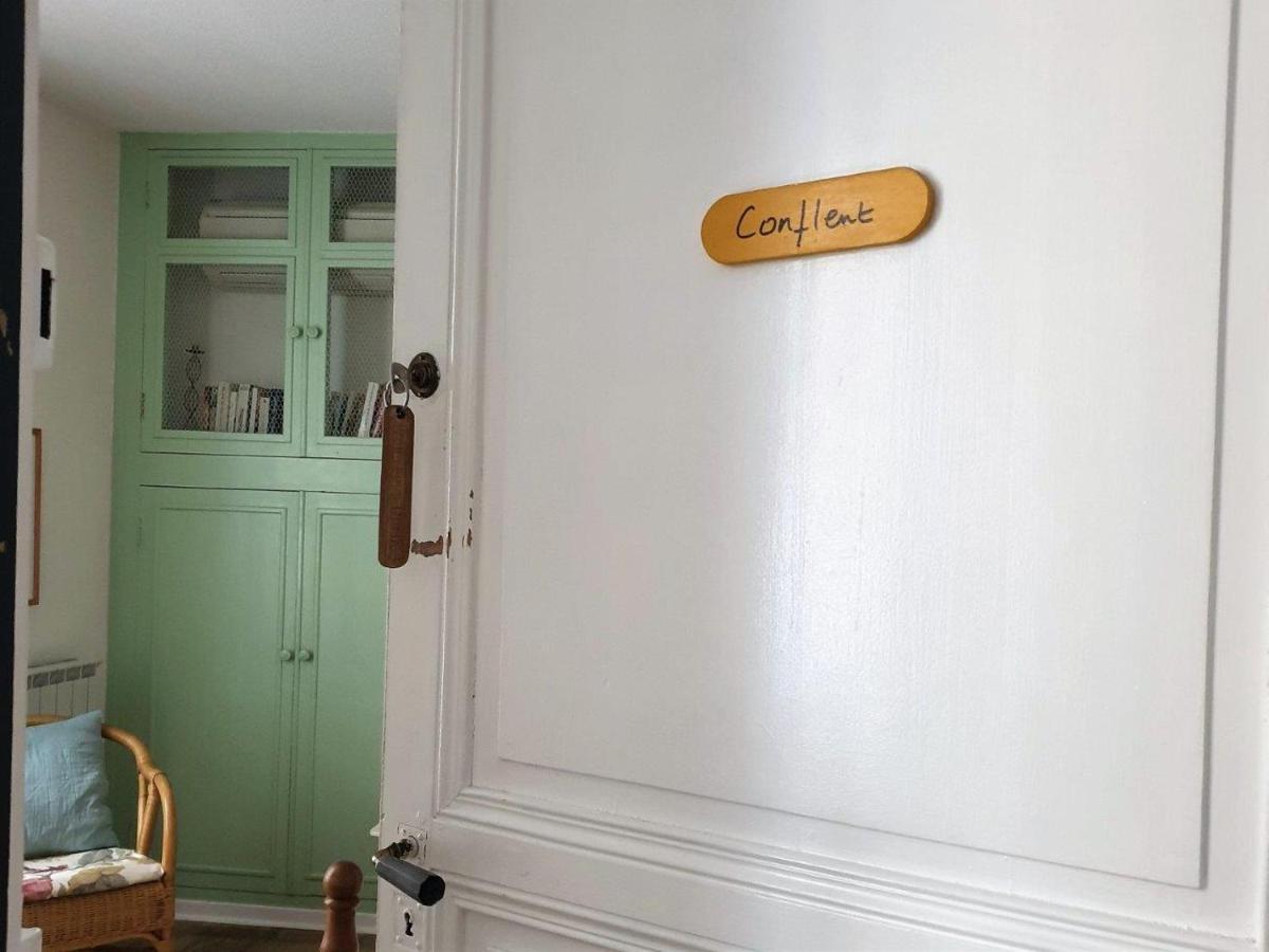 Chambres d'Hôtes et Gîtes- L'Abri sous Roche Tautavel Extérieur photo
