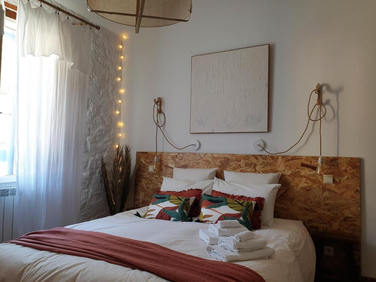 Chambres d'Hôtes et Gîtes- L'Abri sous Roche Tautavel Extérieur photo