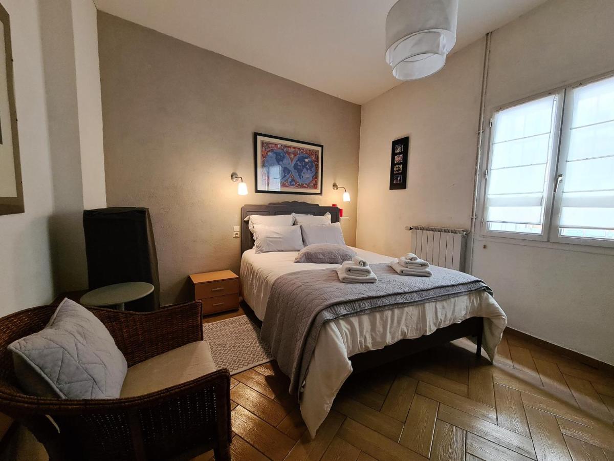 Chambres d'Hôtes et Gîtes- L'Abri sous Roche Tautavel Extérieur photo